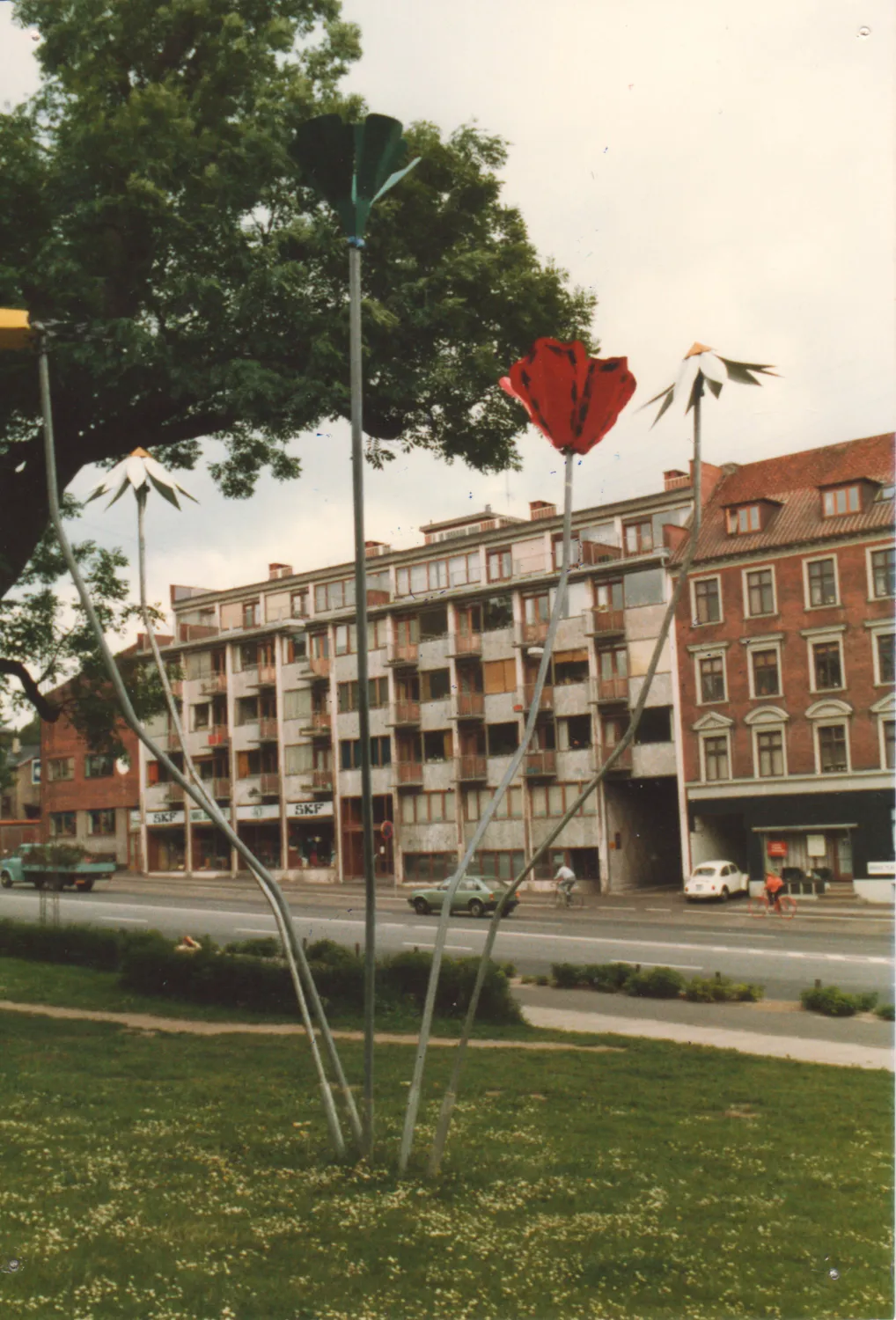 Metalblomsterne ved Århus Kunstmuseum 1984